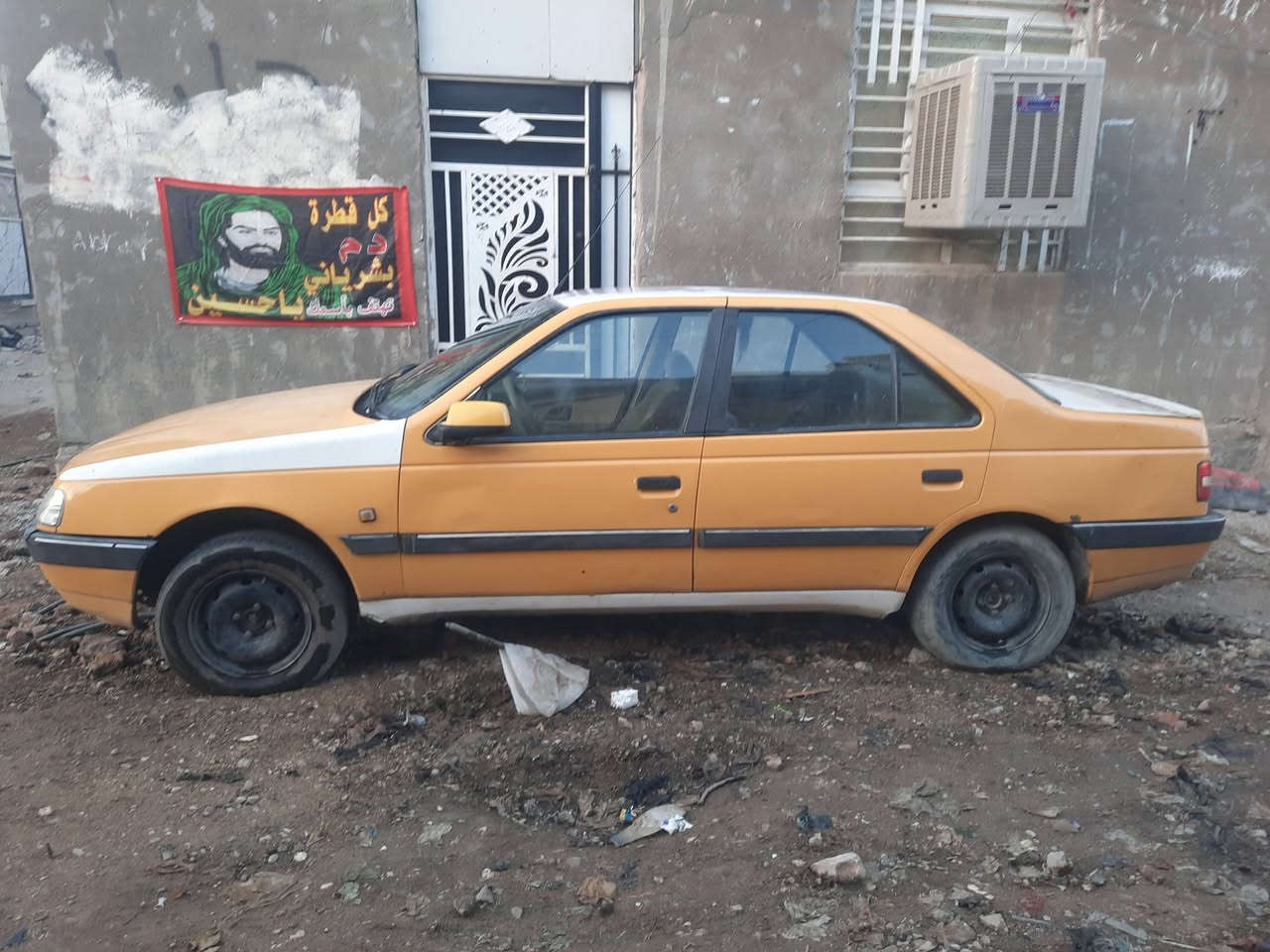 2016
بيجو أكد السيارة گير مكينه فرنسي  مكفولات  بيهة بارد بالجنطه
بارد جاملغ خلفي عكس السايق وبيهة نواقص بسيطه
تبريد شغال فوول
نكاني مدينه الصدر الدسيم رقم الهاتف ***********
السيارة سنوية ساقطه للعلم ماطالع بيهة تكسي اروح بيهة الشغلي وارجع بس
