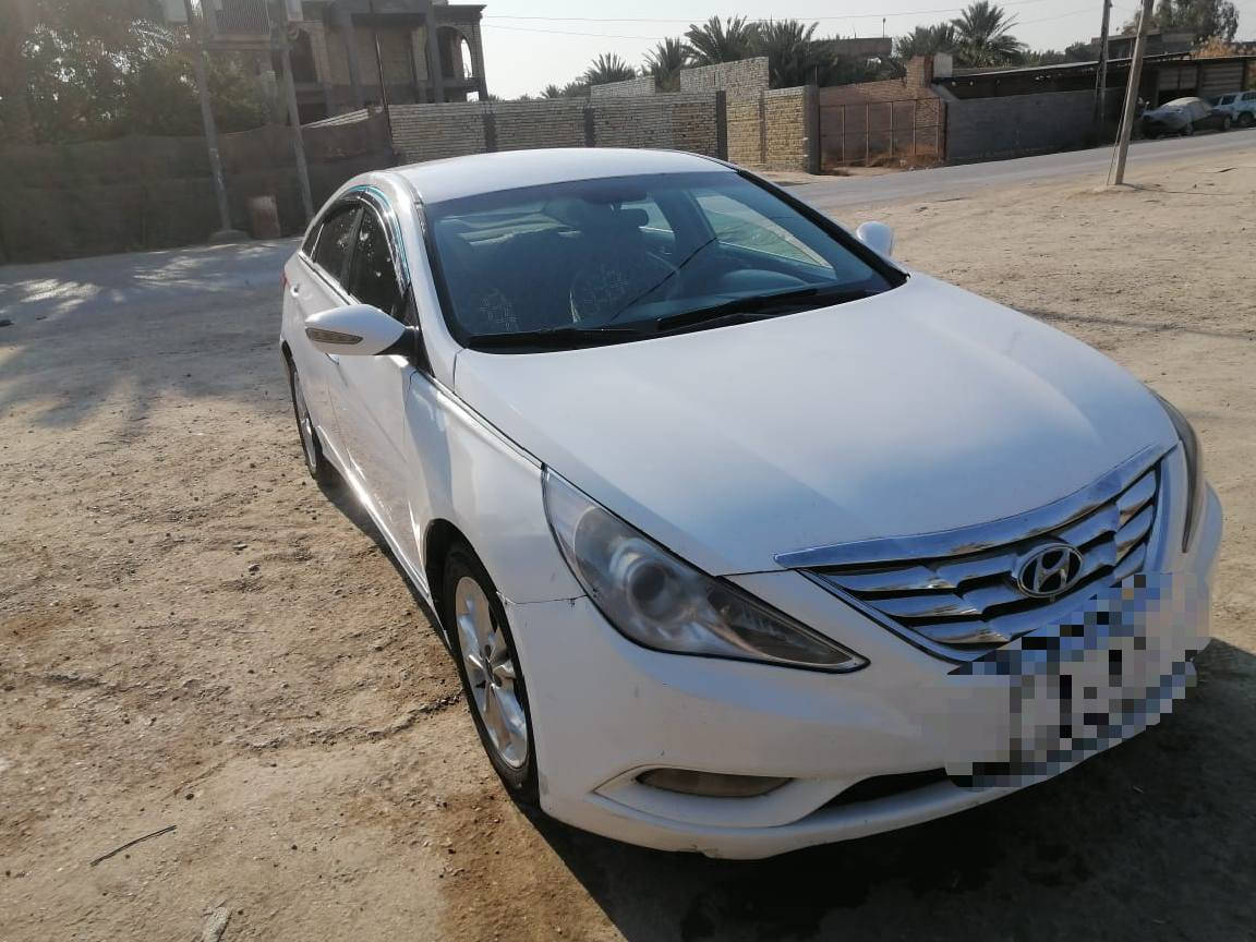 السلام عليكم سياره سوناته 11خليجي رقم سليمانيه نكليزي جديد  سنويه ورقم الى 2030  سياره بيها صبغ حزام كصة بل چاملغ الخلفي جهة قبق البانزين 82 بيه مجال رقم تلفون *********** مكلف بلنشر
