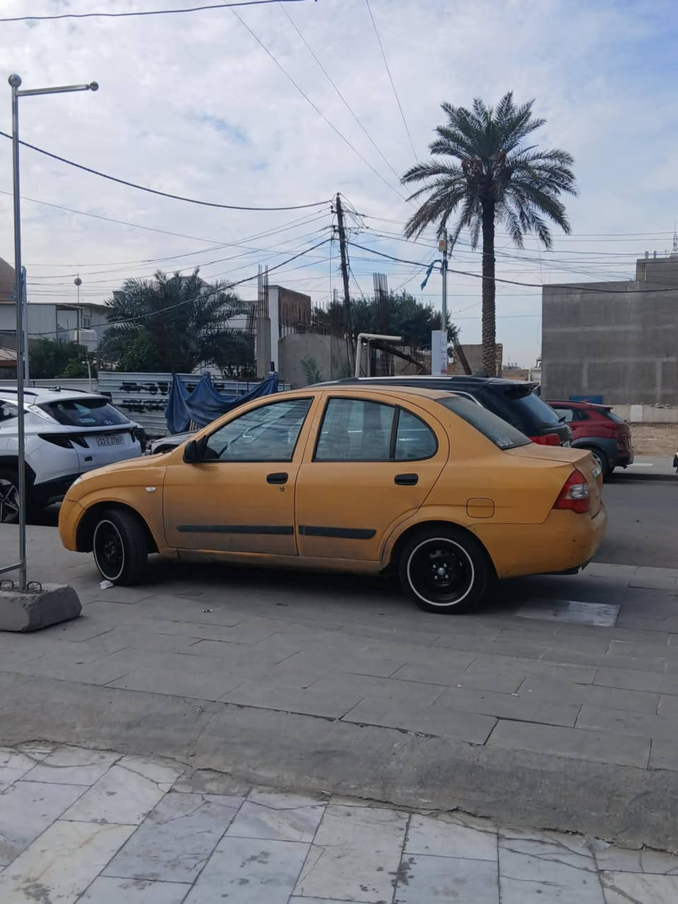 السلام عليكم طيبه ٢٠١٥ السياره جاهزه تخم تاير ابو الخط جديد تخم ويل جديد اسبير ابو الخط هم جديد مكينه ناعمه كير جديد ترايك شرط ل 180 وال سياره اشتريتها والي اشتريتها منه قفل جهازه سنويه ٢٠٢٧ شهر ٨ ابيعها على وضعها مامطلوبه لراعيها الف مكاني بغدادد
*********** 
السعر 26 وبيها مجال
