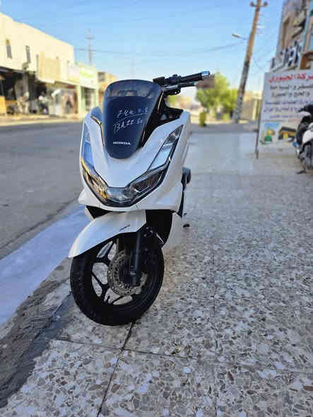 السلام عليكم PCX جيل الرابع وارد كوري مكفوله من كلشي فول مواصفات السعر 17مكاني بغداد للستفسار ***********
