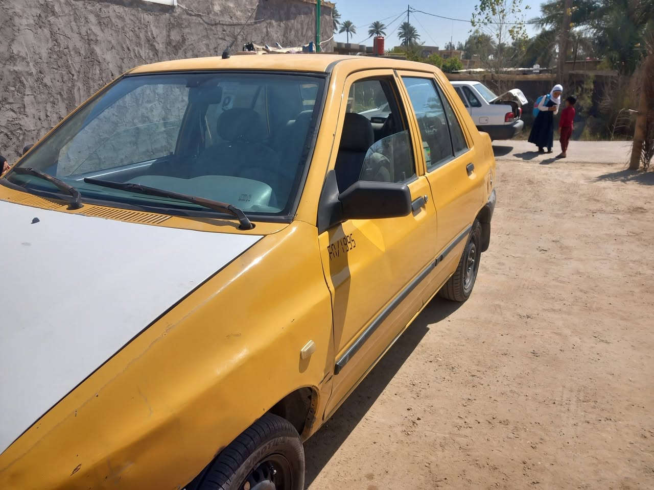 سايبه ٢٠١٥ مكينه بخار قليل كير جديد تخم تاير وسبير جددحداديه ودبلات تخم كله جديد سياره جديده ماذب عليهه ولاربع رقم بغداد راعيهه تلفونه انغلق ابيع بدون السعر ٢٠ مع المجال ***********
