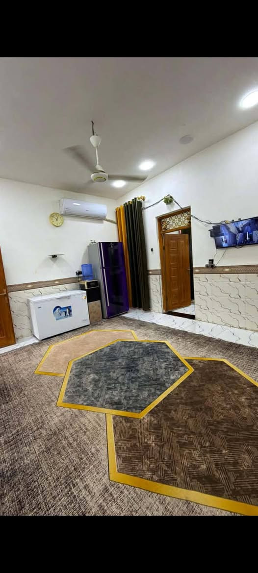 دار سكني #للبيع

موقعه #التقيه_الثالثه
قرب مجمع الروان فرع مكتب ميار للعقار

#مساحته_100_متر
واجه5 ونزال20
زراعي سند 25 مشمول بلتطويب
يحتوي علئ غرفه نوم نضام سويت وصاله ومطبخ واستقبال وصحيات داخليه وخارجيه 

#السعر__خاص
للاستفسار اكثر
#واتساب_اتصال***********
أو مراجعه مكتب السند للعقار الكائن في الجزائر شارع المطاعم مقابل مدارس التفوق الاهليه
