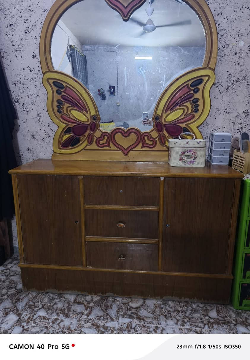 بنات ثلاث جرابي أم النفر صار ٦ أشهر من ماخذتهم ونريد نشيل وميز مرايه وكنتور أبو الثلاث بيبان طابقين تسكام السعر ع الخاص


**إذا كنت صاحب هذا الإعلان وتريد حذفه لأي سبب، رجاءا أرسل رسالة إلى الدعم الفني**