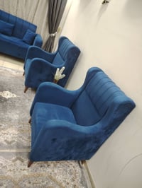 طقم ٥ مقاعد • مستعمل قليل • بسماية