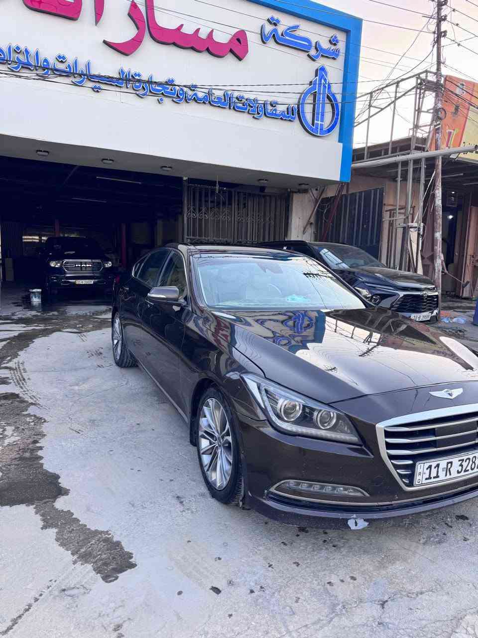 جنسس G80
موديل 2015
رقم بغداد انكليزي 
فل كامل بنوراما تحديد مسار نقطه عمياء
مكنيه 6 سلندر
السعر 170 وبيها مجال  
للتواصل على الرقم الهاتف ***********
عنوان كربلاء
