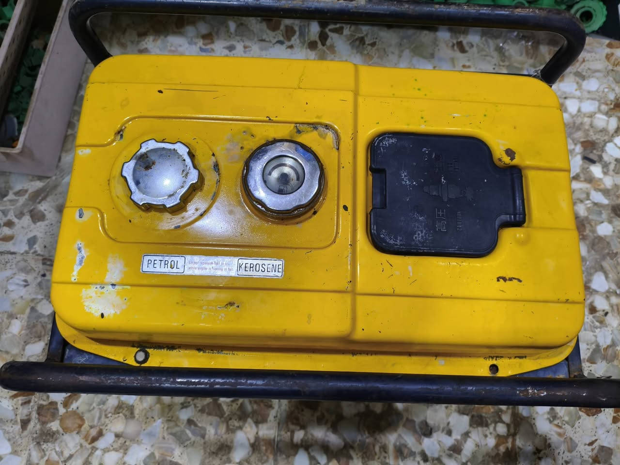 السلام عليكم مولده يابانيه تشتغل بنضام النفط والبانزين مولده بلاديه روبن ياباني السعر 250مكانها بابل ***********
