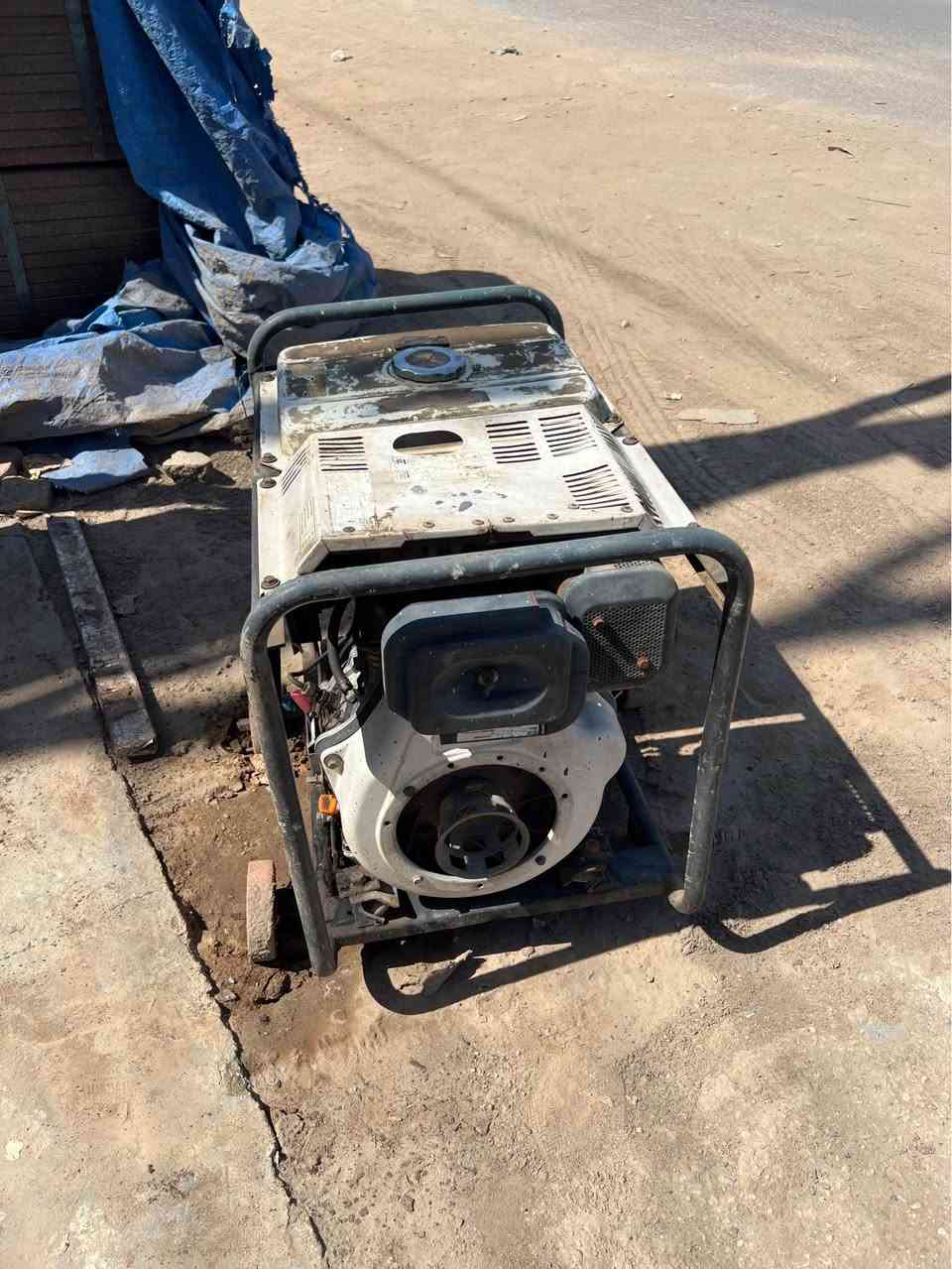 سلام عليكم مولدة كاز 20 امبير للبيع نظيفة نكرة سلف تشتغل كلشي ما عايزه مكانه نجف حي الحرفيين *********** النجف, العراق
