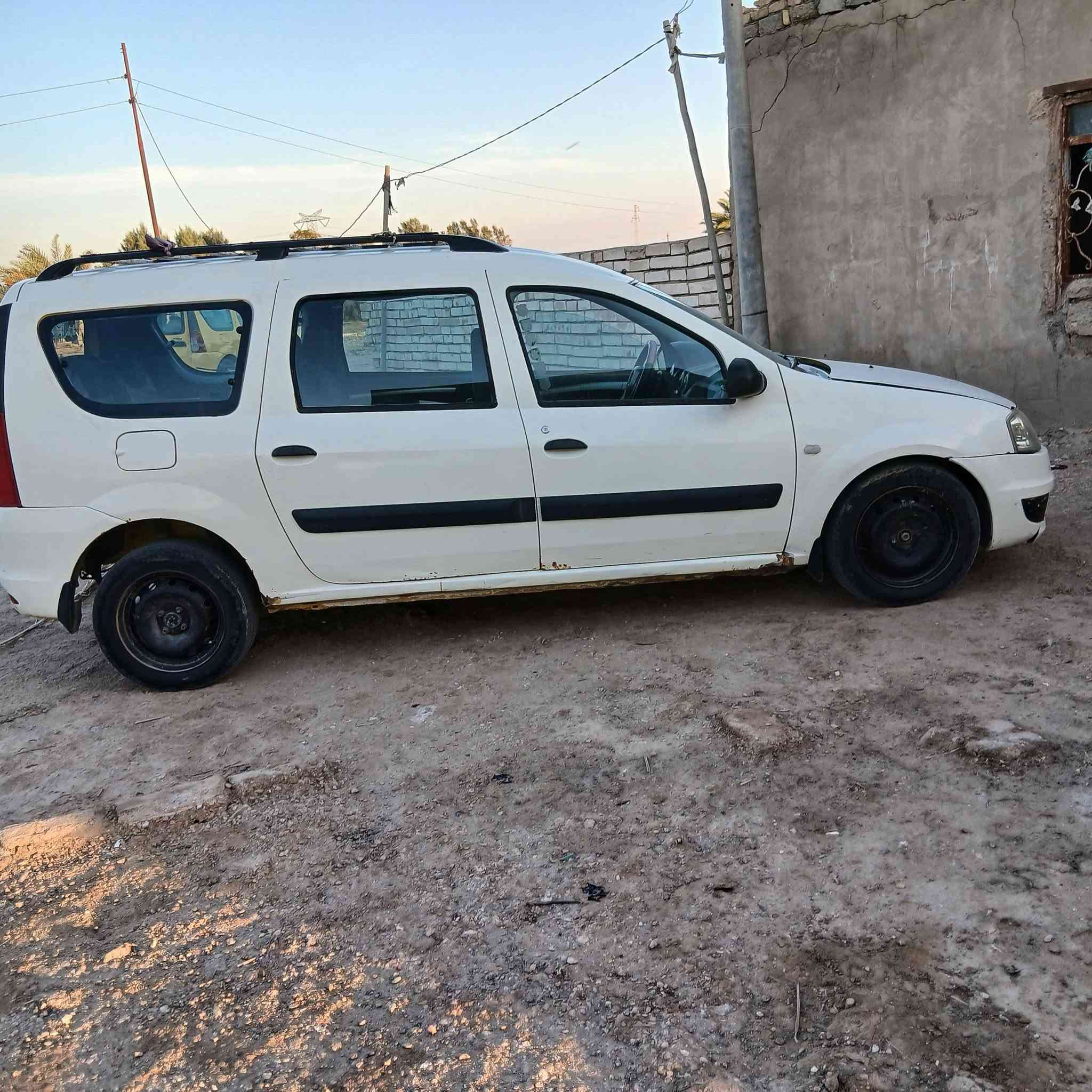 رينو ٢٠١٠ محور محرك كورله تماتيك المكان الديوانيه سعر ٤٠ وشراي بيه خير ويدلل تفاصيل هاذه رقمي ***********
