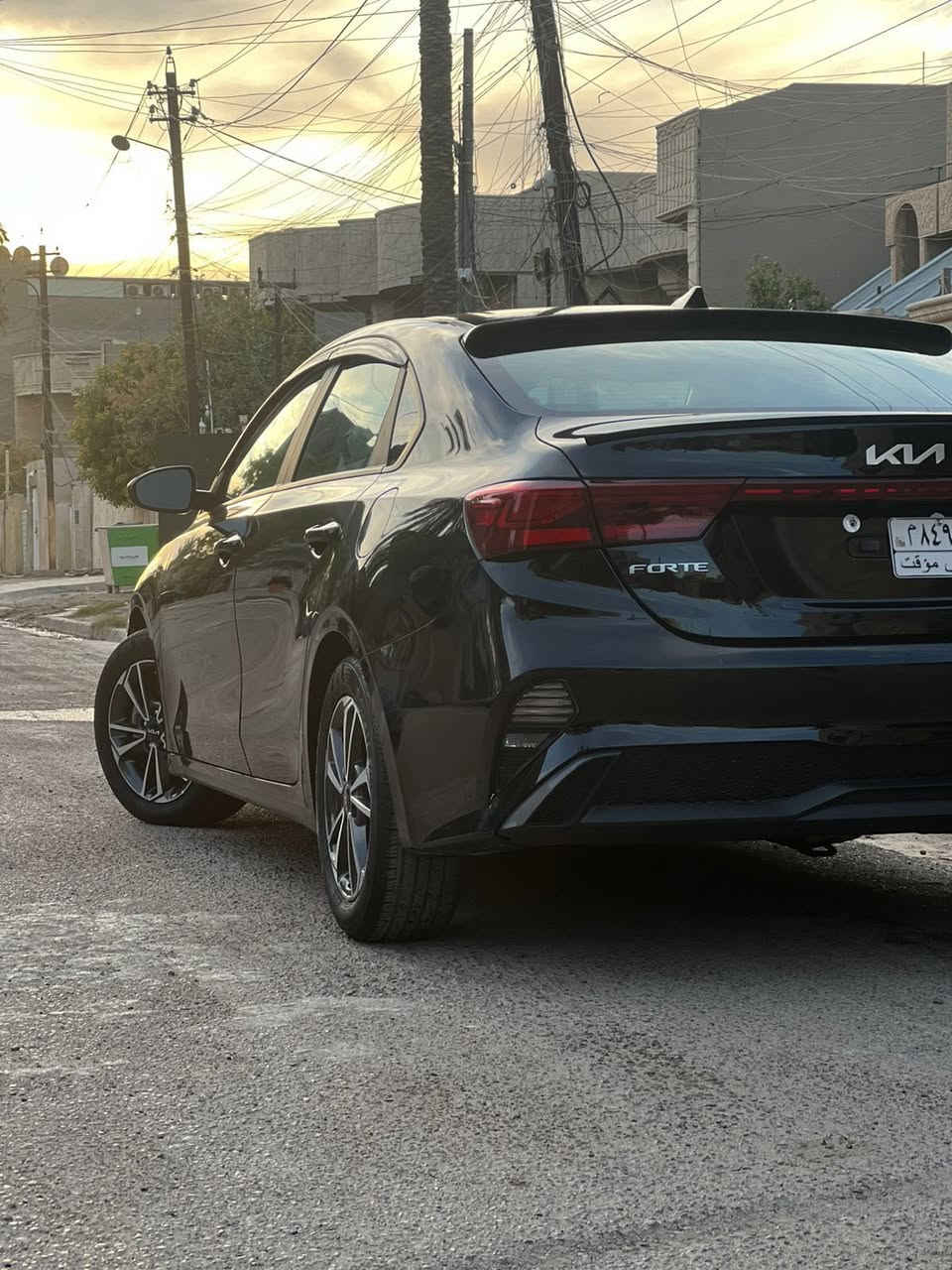 #فورتي 2024
حادث سياره/
مبدل باب وبنيد وجاملغ امامي و الجاملغ الخلفي بي صبغ
 
 مواصفات sxt
داخلها اسود مطعم برصاصي
🔹محرك 2000دووش المرغوب
🔹كاميره دوارة  360 
🔹تحكمات ستيرن 4 جهات 
🔹 3 وضعيات قيادة ( عادي سبورت ذكي ) 
 🔹مثبت سرعة ذكي ( التحذير عند مغادرة المسار )
🔹شاشة لمس تدعم نظام الابل كار بلي والاندرويد اوتو بدون كيبل يربط التلفون واير ليس و GPS  
🔹ويل كب 16
🔹تحديد مسار وقيادة ذاتية  
🔹مانع انزلاق 
رادار امامي 
رقم فحص منفيس
السعر 120ورقه وبي مجال 
ماكو فورتي بهاذ السعر بلاش بس مستعجل على البيع 
للاستفسار الاتصال على الرقم ***********
