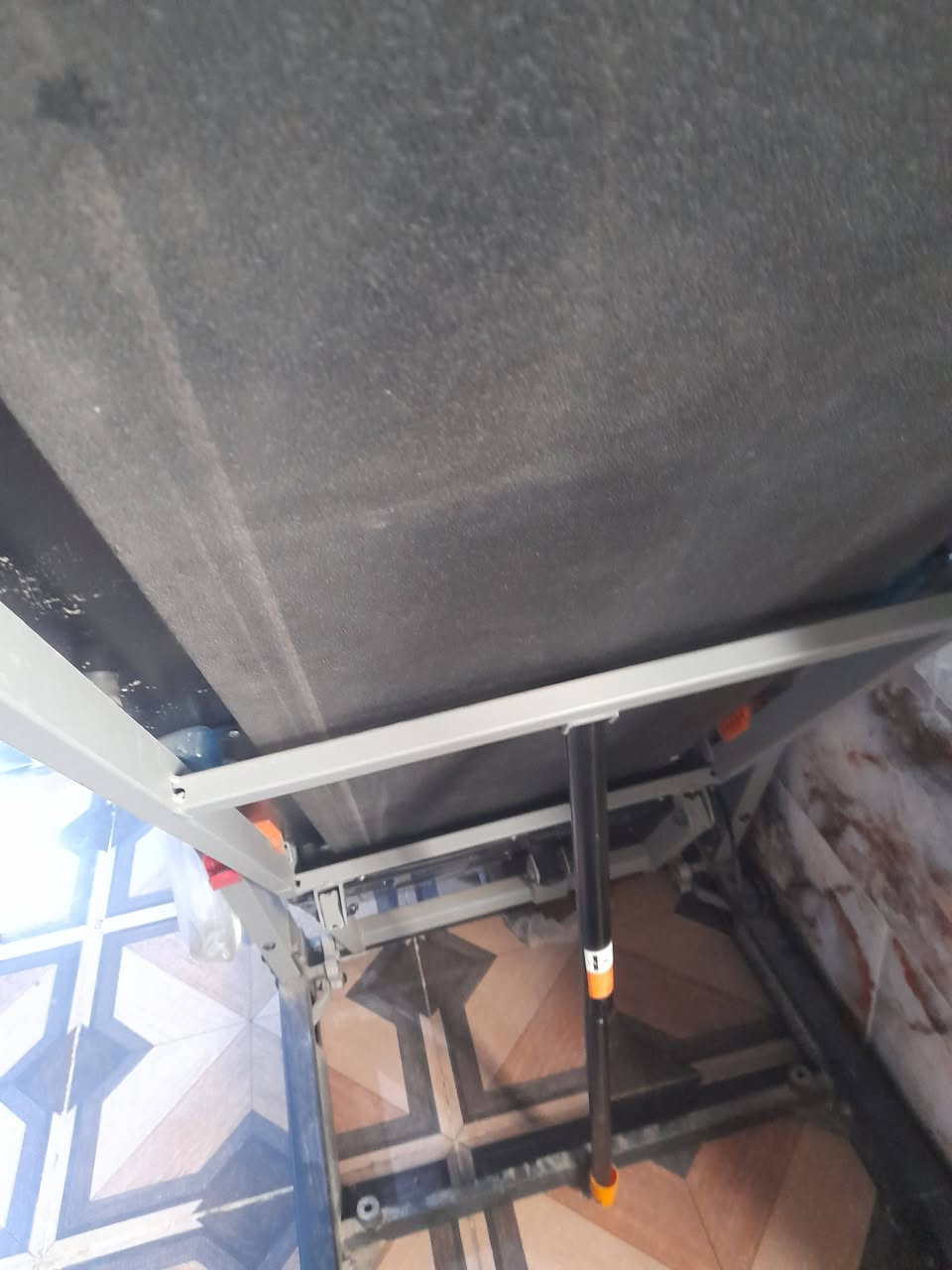 السلام عليكم جهاز جري رياضي مستعمل كلش قليل اخو جديد جاهز سرعه ورجاج تحديد تحكم سرعه ام بي ثري بيه شاشه كلشي بيه شغل اي نقص مابيه السعر ٥٠٠ وبيه مجال قليل *********** بيه وت ساب العنوان القرنه
