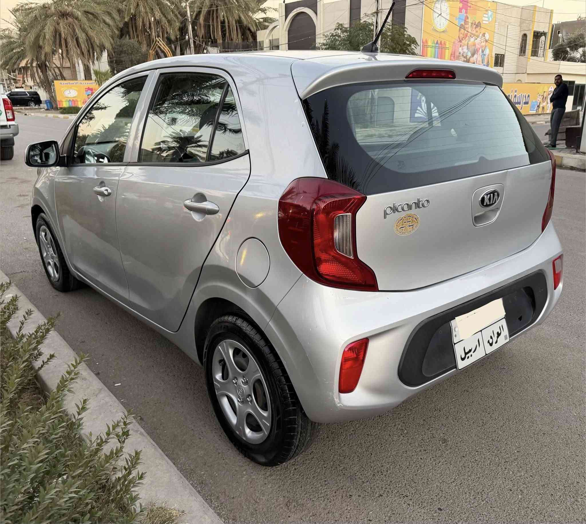 بيكانتو 2019 خليجي 
بيها صبغ قطعتين باب وجاملغ بدون دواخل سياره نظيفه وجاهزه بدون نواقص ماشيه 39 الف كيلو مواصفات شاشه وكامره وتحكمات رقم اربيل تحويل او وكاله مكاني بغداد السيديه السعر 90 ورقه ومجال بسيط للاستفسار اكثر اتصل 
***********
