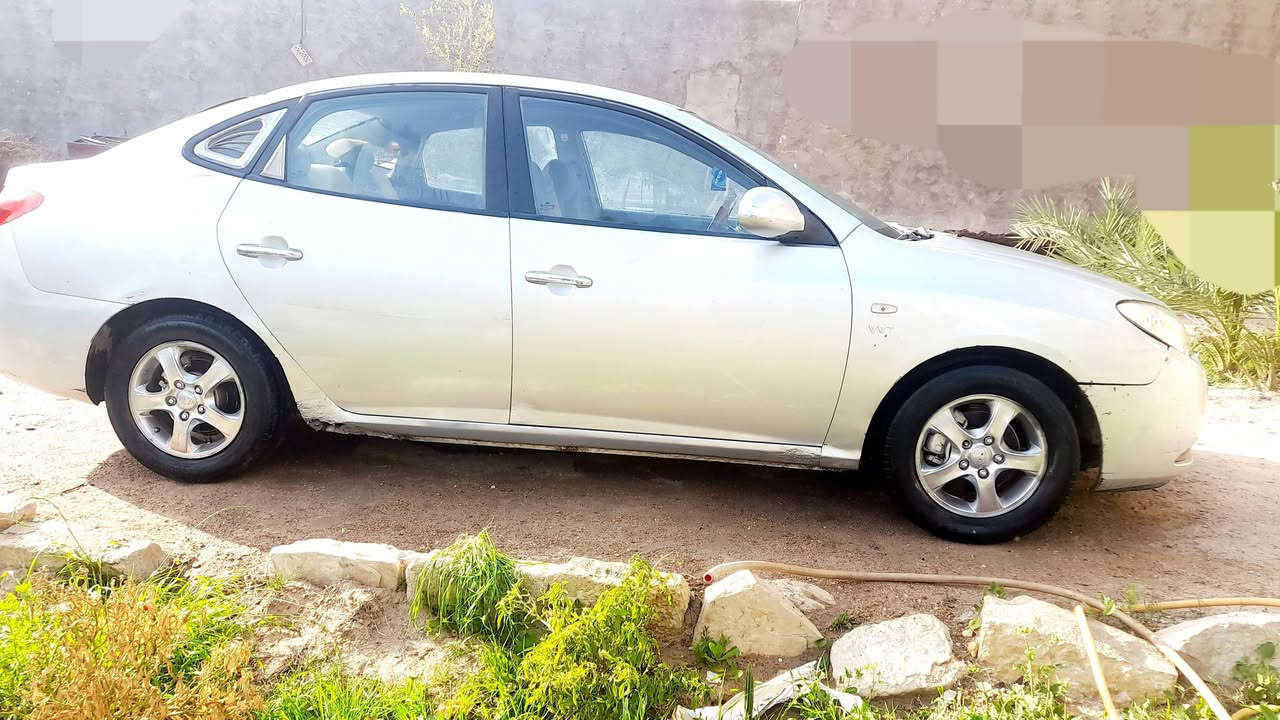 النترا 2009 ادوات گصة جنطه سياره جديده مكينه وگير وحداديه وتبريد على الشرط دكشن عالي متومه وكامله السعر 38 بي مجال للتواصل ***********
