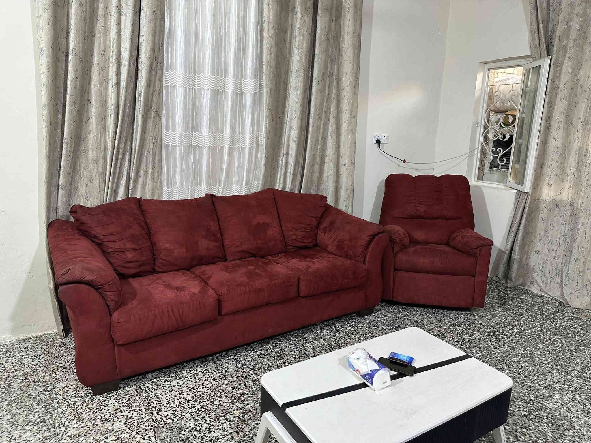 تخم ٨ مقاعد قنفات. عدد ٢  + كراسي ٢ قلاب فول بولستر الصناعه فيتنامي  اصلي سعر البيع٤٥٠  الف المكان بغداد الشرطة الخامسه 
اليوزر ka__95r@
رقم ***********
