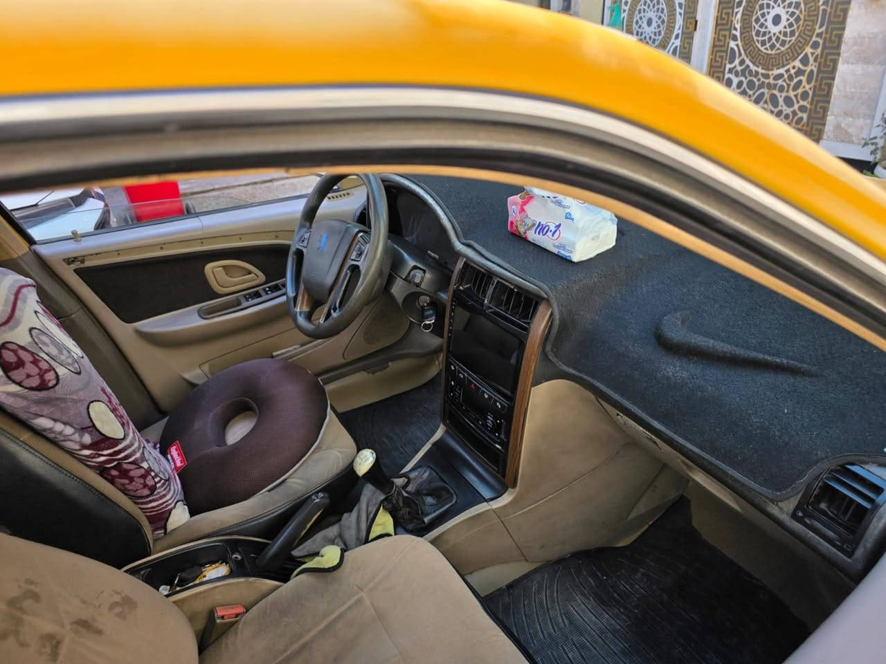 سلام عليكم بيجو البيع الموديل 2071 كير محرك مكفول وسعر 58 ورقه وبيها مجال  شي بصيط والعنوان بغداد الحريه الاول رقم الهاتف***********
