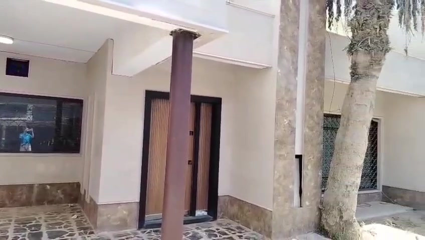 🏡 بيت للإيجار — مناسب للشركات والمكاتب العلمية والـ R.A

📍 الموقع: زيونة — محلة 718
✨ موقع مميز وهادئ، شارع عريض ونافذ مع رصيف وكراج

🔹 تفاصيل العقار:

- المساحة: 270 متر
- 4 غرف نوم
- صالة واسعة
- خدمات متكاملة
- حديقة
- كراج

✅ البيت نظيف جداً ومناسب لـ:

- الشركات
- المكاتب العلمية
- العيادات
- المكاتب الإدارية

📞 للاستفسار والتفاصيل أكثر:
***********
