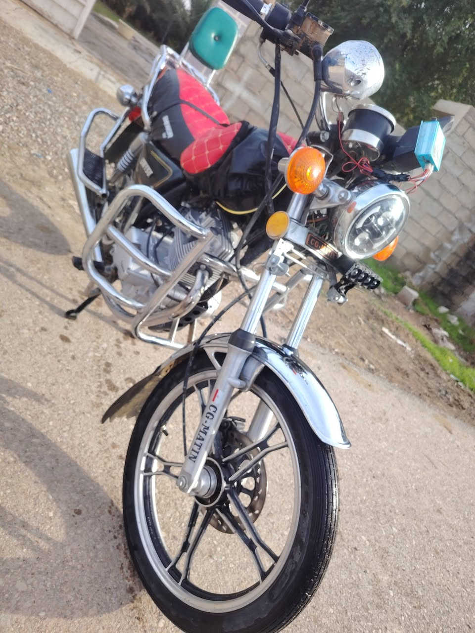 سلام عليكم
موطور جني للبيع موديل 2020
كهربائيات كلها شغالة اي نقص ما بي المكان ديالئ ناحية دلي عباس
السعر 500 الرقم ***********
