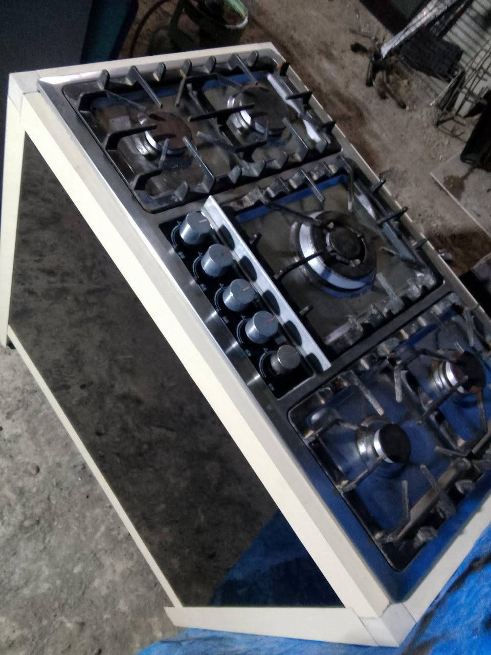 طباخ منضدي ستيل شرط التشغيل كامل السعر 90 الف هو والميز الالمنيوم مالتو كامل ب 90 الف ...
تريد بس الطباخ ب 50 الف 
بيع او معارض مع طباخات تعبانه والفرق حسب الإتفاق والقناعه 
يارمجه الشـــرقيه الاولى 
*********** واتساب واتصال 
*********** اتصال
ملاحظه متوفر بيع جميع الادوات الاحتياطيه للطباخات.. موصل, نينوى
