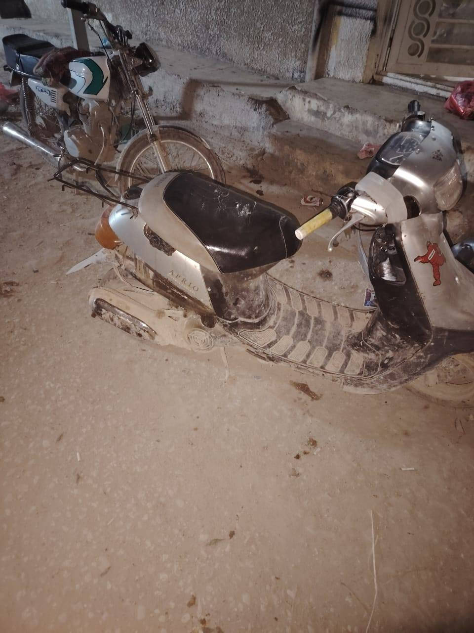 بطه للبيع  مجفته هندرر واحد تشتغل غراضها كامله يرادلها ترتيب  السعر   100الف     ***********
