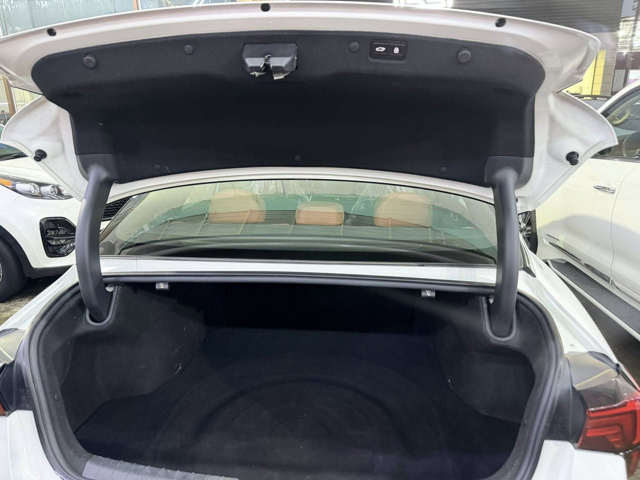 السلام عليكم كي 5 2024 خليجي فول لفول VPl
مكفول كفاله جديد رقم ربيل 
*********** مكان بغداد
