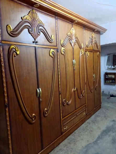 كنتور 6بوب فول نضافه السعر  425 وبي مجال المكان رمادي الملعب مقابيل مدرست بغداد ***********
