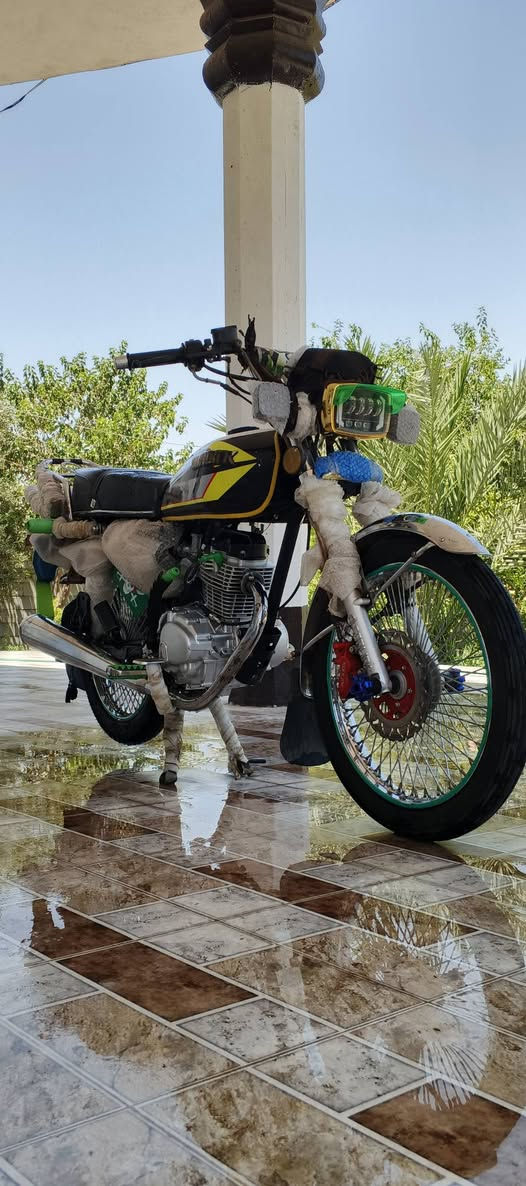 السلام عليكم دراجه للبيع تايجر موديل 24 دراجه فول نظافه مكاني ديالا بعقوبه سعر 675 وبيها مجال هذا رقمي ***********
