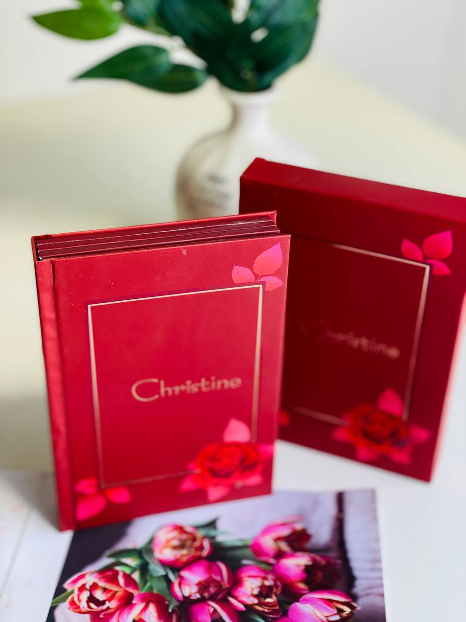 باليت كرستين الجديد ( دفتر الاحلام ) ❤️✋ خماسي 
يتكون من 24 لون آي شدو🙏
ومن 24 لون حمر يجننون 
و 6 تدرجات اضاءة هايلايتر💯
و 6 تدرجات بلاشر👍 
و كونتور ، باودر حواجب✅
الاصلي 

#الجميع #ترندات #مكياج #ماكيرات


**إذا كنت صاحب هذا الإعلان وتريد حذفه لأي سبب، رجاءا أرسل رسالة إلى الدعم الفني**