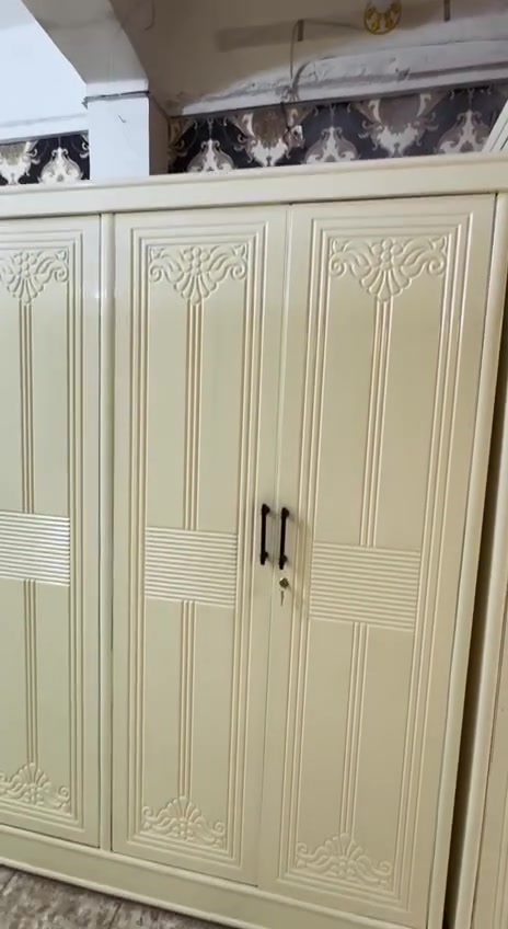 كنتور خمس ابواب موديل وتصميم تركي بشغل ولمسات عراقية
الخارج ام دي اف 5 ملم 
الداخل جام 3 ملم 
القاعدة بلوك صاج 16 ملم 
الظهر جرجوبة فتح وشد براغي 
الصبغ فرن حراري ودرجة اولى  

السعر ٥٥٠الف 

مع نقل وشد داخل بغداد مجاني

اطراف 10

لا يوجد محافظات

الاطراف اسالو اول شي


**إذا كنت صاحب هذا الإعلان وتريد حذفه لأي سبب، رجاءا أرسل رسالة إلى الدعم الفني**