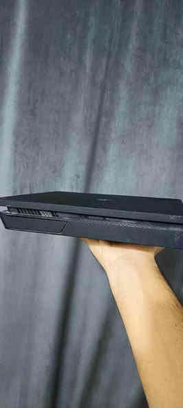 بلي فور سلم ps4 slim نضيف جدا ذاكرة 500 مع جوستكات ثنين وقرص call of duty القرص وحدة سعرة 70 الف اني انطي هدية وي الجهاز وايضاً ويا حساب بي العاب نظام 13.02 اون لاين تكدر تتواصل وياي هنا او على رقمي *********** مكان الناصرية سوق الشيوخ سوق الشيوخ
