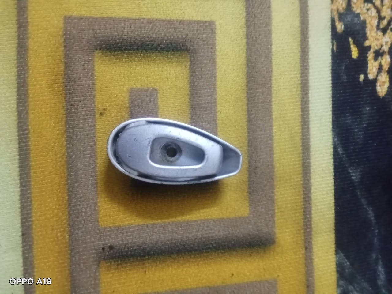 سلام عليكم عندي غراض جيتي ار تفصيخ اي شي تحتاجون موجود رقمي ***********
