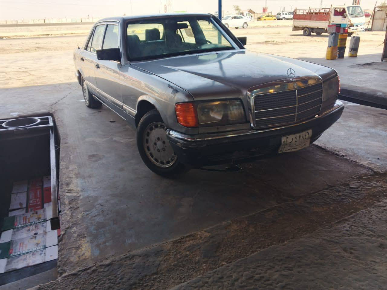 السلام عليكم مارسدس جانبو 300مكينة بطة 3000 البوش الكدام تعبانة ولمكينة بيهة صرف مكان السيارة بغداد قرب مرور الحسينية السعر 30اوبيهة مجال رقم انبار شرط الحويل صاحبهة جيراني غير متواجد على فيس  *********** موديل 91
