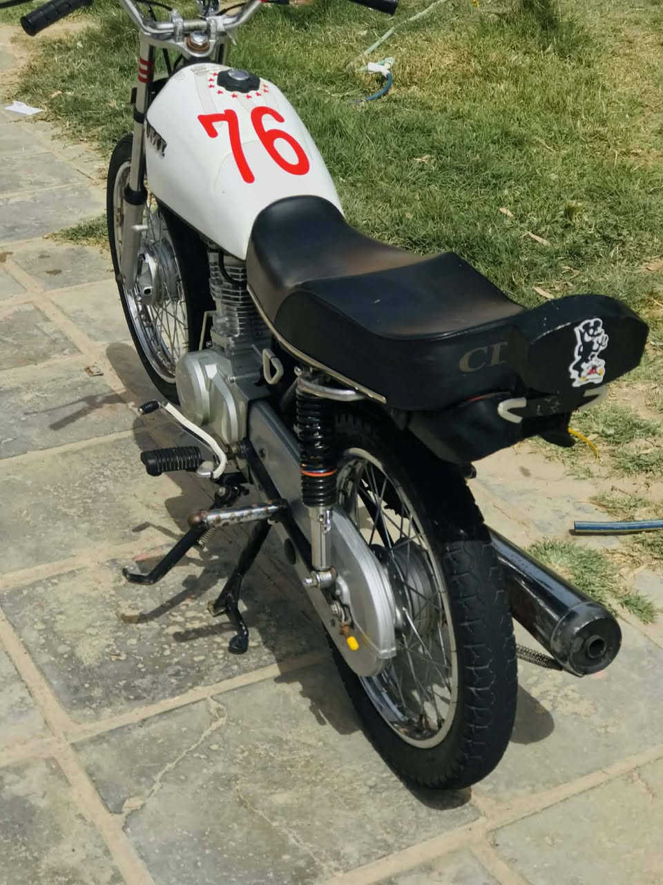 سلام عليكم دراجه تعمير سيجي نامه مديل 25 غراض كلهه 25 شاصي 22 شلامجه اصلي مفتوحه ولفات وشادله ولفات 01 شرط افصل بيها للصبح مكفوله عشاير وسرقه دراجه فول مال جناي نشطه مكاني رفاعي الناظم سعر 450 قفل بدون مداهر رقمي ***********
