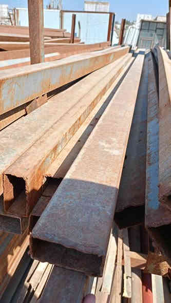 السلام عليكم يوجد بواري حديد بلاستك وبيبان حديد وBVS وزاويه وبوري مربع وسندويج وجينگو ثقيل وسط وخفيف مستخدم واقواس وجملون فقط سقف يعني ماوياه دنك عرض 14 متر وطول 60 متر وشبابيك وزوايه وچنل وشيلمان مستخدم وانواع الحديد والكرفانات المكان ناصريه قرب سجن الاصلاح ساحه رياض مقابيل البنجرجي خالد للاستفسار. ***********
