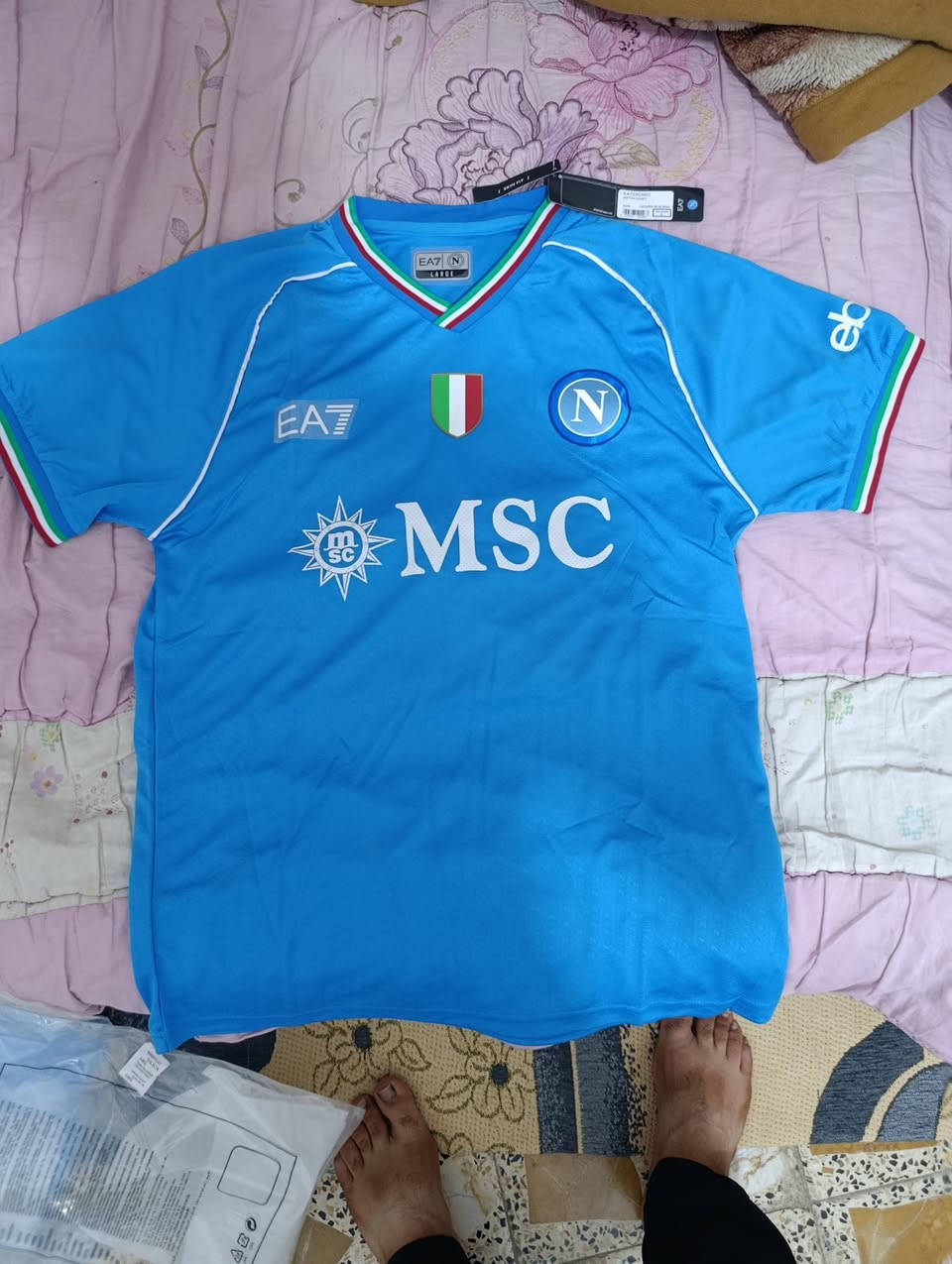 للبيع قميص نادي نابولي EA7 🔥
👕 جديد مع التاغات 📏 المقاس:  L,,,M,,,X,,,,XL2 💙 خامة ممتازة وتصميم أنيق ⚽ مناسب لعشاق نابولي وكرة القدم
💰 السعر: 15,000 دينار عراقي فقط 🚚 التوصيل متوفر داخل النجف 📩 للاستفسار والحجز راسلني خاص.


**إذا كنت صاحب هذا الإعلان وتريد حذفه لأي سبب، رجاءا أرسل رسالة إلى الدعم الفني**