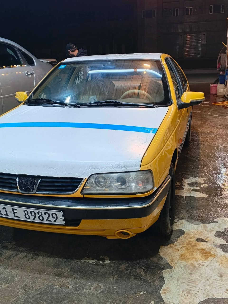 بيجو 405 موديل 2013
مكينه وكير جدد عينه وصينيه قبل اسبوع امسويهن 
كهربائيات كله شغاله تبريد ثلج تدفئه كلها شغاله اي نقص مابي نقصه بس تايرات لانو التايرات تعبانه شويه هيئه غرامات صفر خط وبحث صفر امداور موباشر وسعر كلش منايب اتصل وبيك خير وتدلل

‏‪0773 719 9904‬‏ بي واتساب
