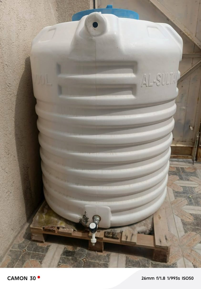 متاح تانكي طن واحد مثل ماواضح بالتصوير بي شرخ زغير كلش بالاسفل السعر 50 وبي مجال للشراي العنوان الزبير قرب مدرسة جسر الأئمه الشراي يتواصل وياي خاص


**إذا كنت صاحب هذا الإعلان وتريد حذفه لأي سبب، رجاءا أرسل رسالة إلى الدعم الفني**