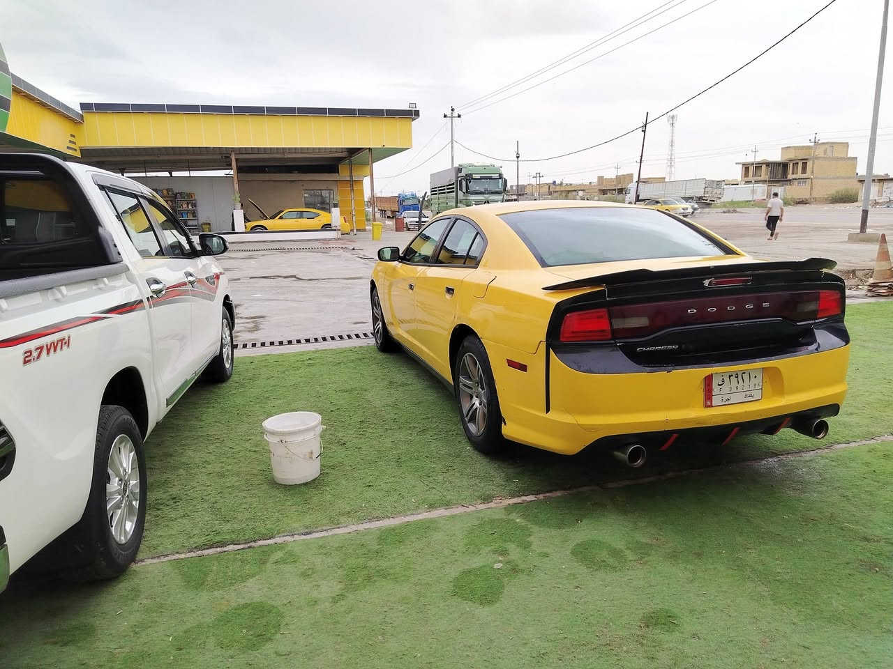 سلام عليكم جارجر 12بيهه فخضه تبديل مكينه  كير حداديه تبريد طخم تايرات كله كارتون 115بيهه مجال 
***********
