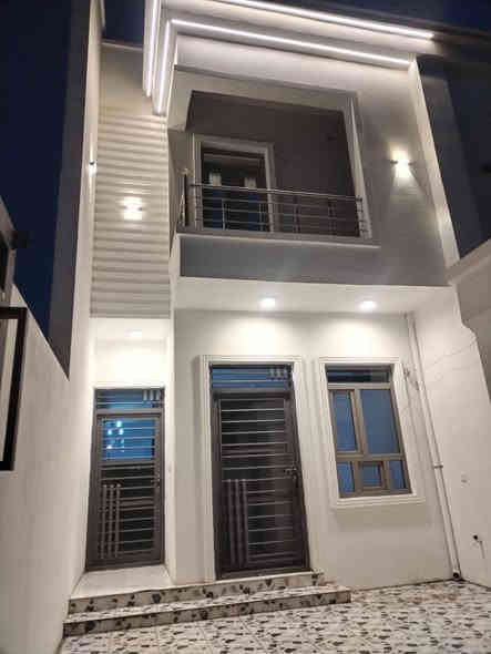 بيت للايجار بناء جديد مساحه 150متر طابقين 3غرف نوم وصاله ومطبخ ومجمع خطار وحمامات2 العنوان تكريت الزهور الخامسه للاستفسار ***********
