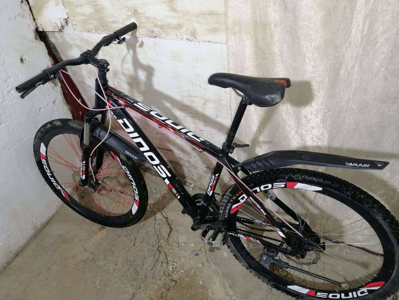 السلام عليكم
السعر 90
بس الزنجيل فالت ما نعرف نرجعه
المكان بغداد القادسيه
***********
