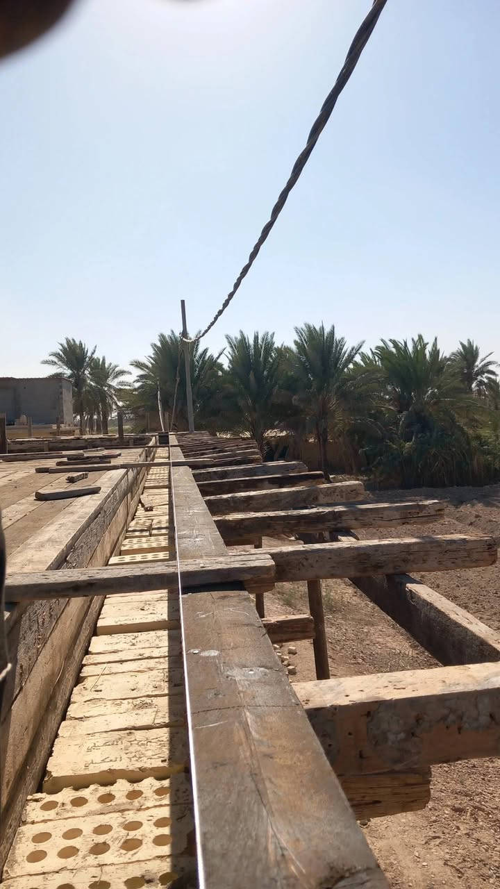 سلام عليكم اخوان نجار قالب لعنده مجمع بيوت رفتات ربطات بنايه اجي اني وقالبي وحسب لتفاق للتصال ***********
