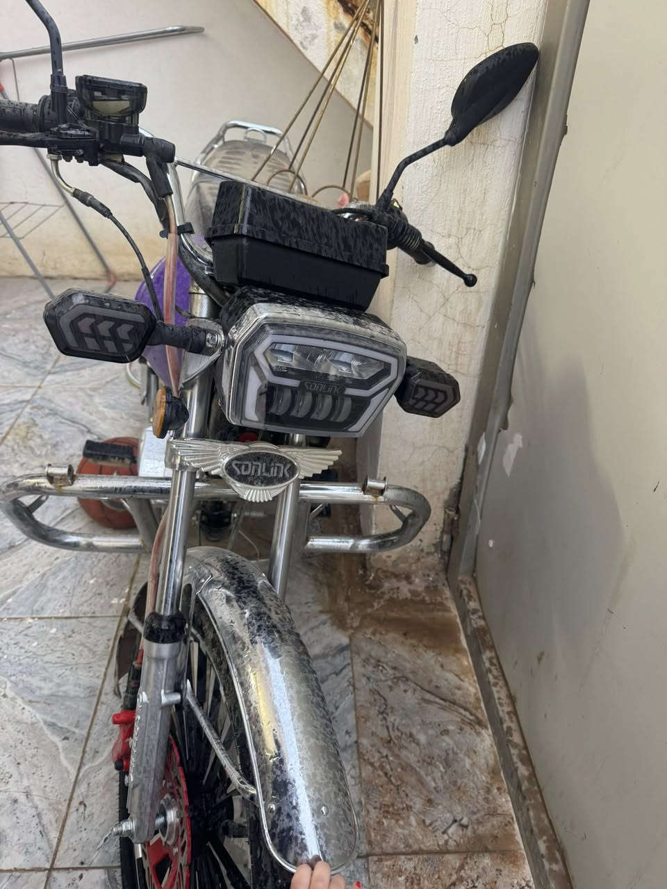 السلام عليكم
ماطور 5كير سلف موديل 2025صار شهر من اخذته دهن الشركه بعده لا دعمه ومناقصه لو برغي دبل سويج  رايده 850مكاني تكريت ***********
