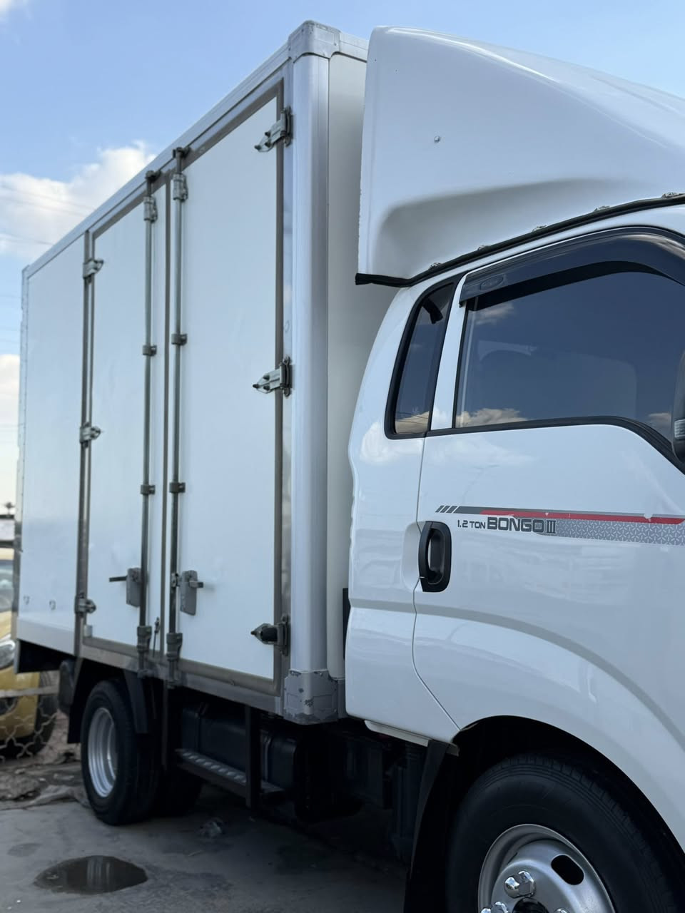 السلام عليكم كيا فحل (حافظه  2020)
رقم بغداد الدولي (حافظه بلادي كوري )
السياره (وكاله )كفاله عامه (بابين صفح )
العنوان بغداد الاستفسار 
***********
