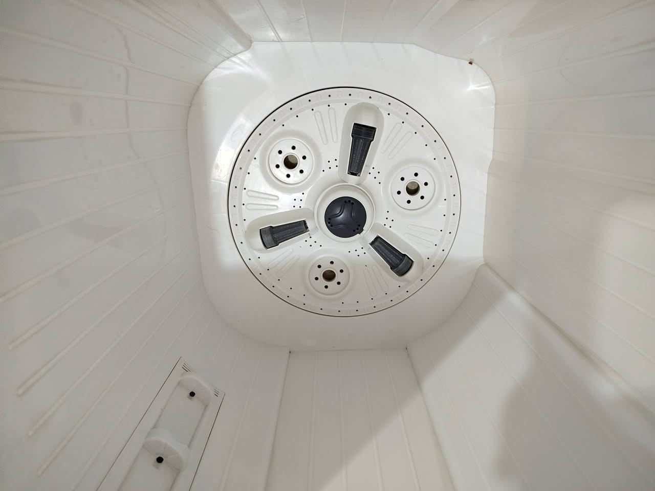 للبيع نوع دنكه حجم كبير ابلاديه ماداخله تصليح بيه ضمان جاهزه غسل وتنشيف سعر 110  مكاني كربلاء حي العامل ***********👈*********** وتساب ماسنجر موجود
