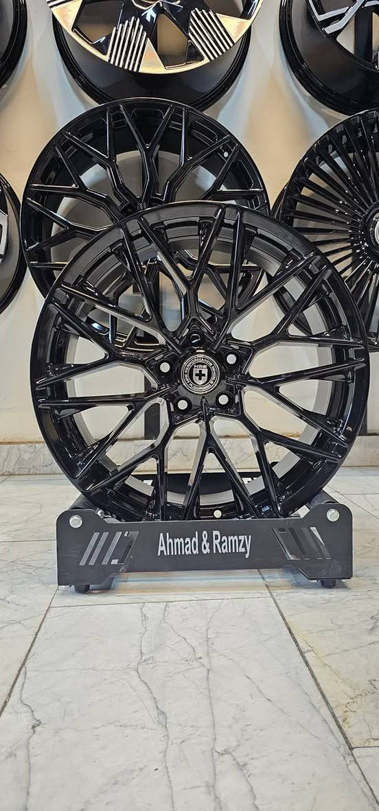 السلام عليكم 
ويلات حجم 18 و 19 
يرهمن جارجر و جالنجر 
جديده تايوان 
احمد و رمزي شارع فلسطين 
***********
