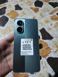 للبيع مبايل POCO X7ابرو الجاز مامل ملحقات نضيف 100/100 الذاكرة 256كلعي...