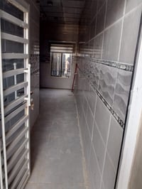 للبيع بيت 100 م واجه 5نزال 20 طابق واحد  بالديوم ب6000 جديد بعده سعره ...