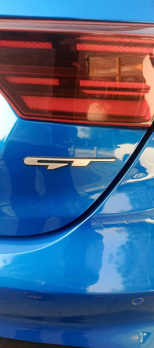 السلام عليكم
شكرأ على الاظافة من رخصة الادمن المحترم
كيا فورتي gt2024 فول مواصفات
(گير عادي) 
بدون صبغ بدون ايرباك فقط بارد بالباب
صور الحادث بالمنشور
رقم بغداد بسمي تحويل مباشر
السعر ١٥٤ وبي مجال 
ماشيه ٢٠ الف ميل
***********
