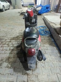 دراجه بوليسي  بلاديه كلشي ما مفتوح بيه بس ناقصه صبغ  الاتصال 077476025...
