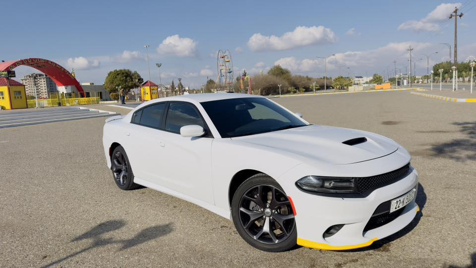 جارجر GT
2019
كلين تايتل مال جناي والي يدور نضيف 
مكفوله من شخط وبارد وكارت 
حتى دعاميات بدون صبغ
ادامه كامله عليها 
بلكات 
نوزلات
عبوه فيت بمب 
ممشى 66 
عنوان كركوك 
***********
