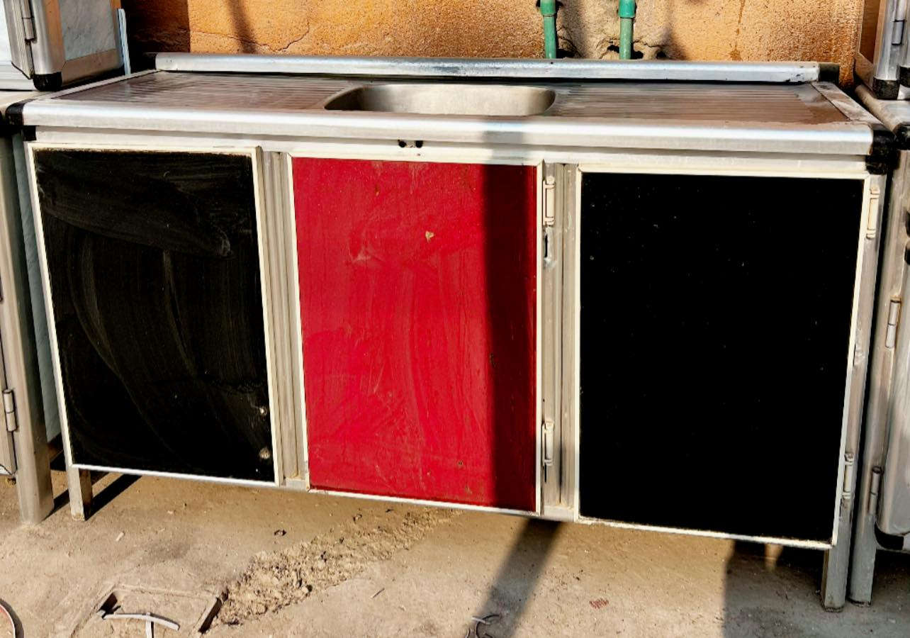 يا الله كاونتر مترين وسنك متر ونص سعره 190 بيه مجال قليل
العنوان قضاء القاسم حي العسكري مقابيل مدرسه الهادي 

الاستفسار الاتصال على الرقم ***********
