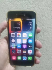 ايفون 7 العادي بيه ضربه بالكلاسه مماثره ع شاشه بطاريه 100 مبدل بس بطار...